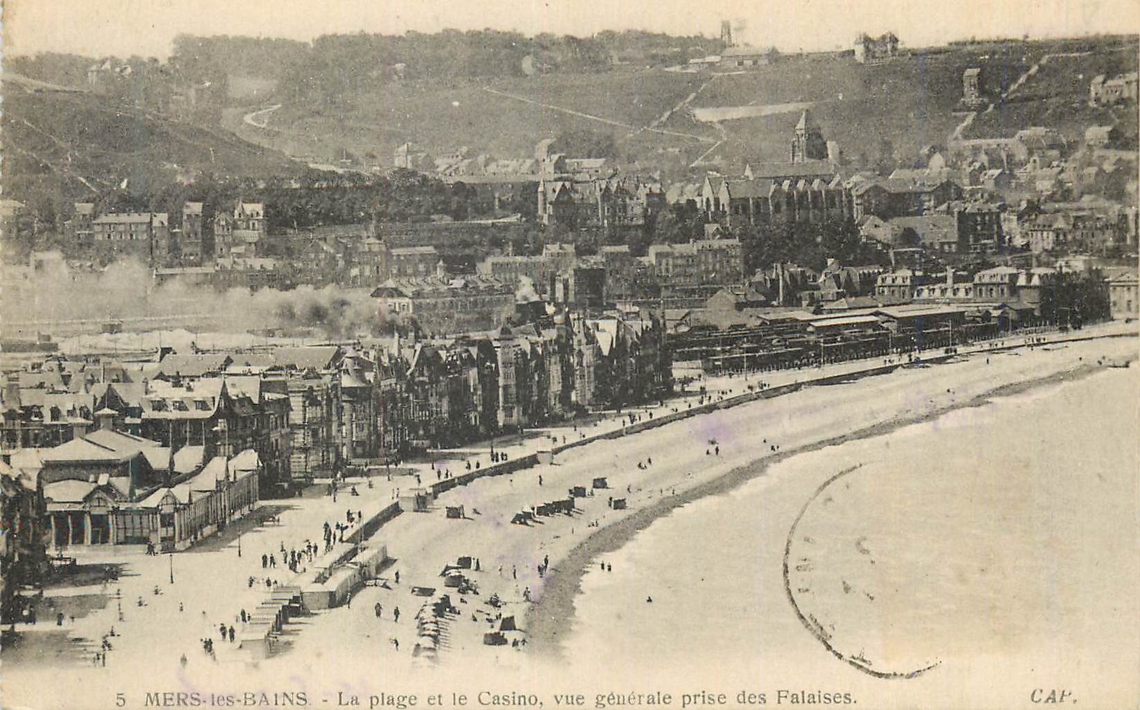 CPA Mers Les Bains La Plage et le Casino Vue Generale Prise des Falaises