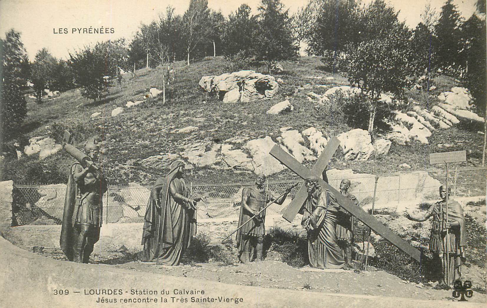 CPA Lourdes Station du Calvaire Jesus Rencontre la Tres Sainte Vierge