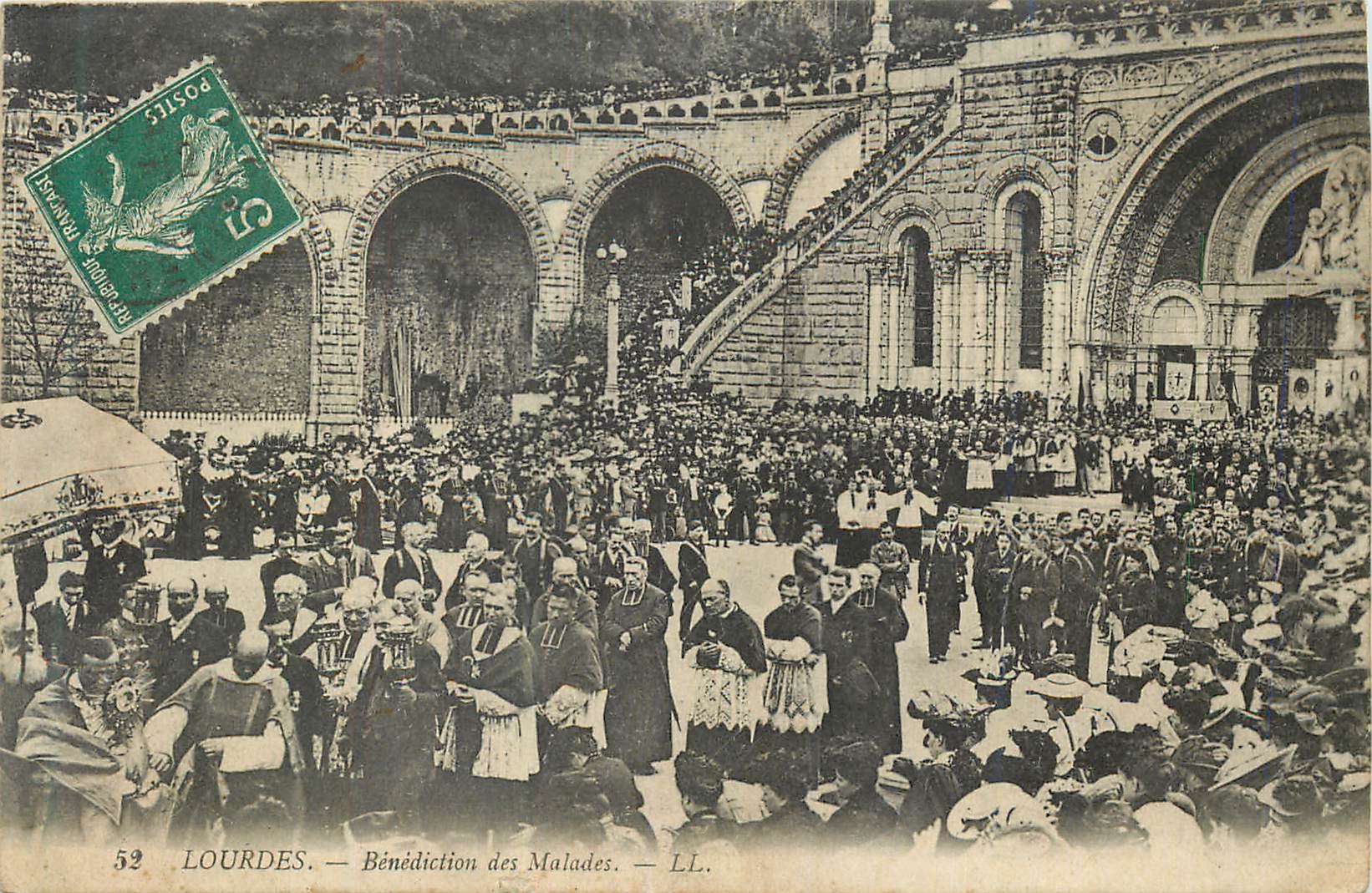 CPA Lourdes Benediction des Malades