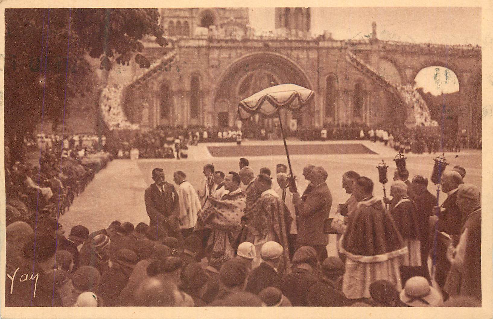 CPA Lourdes Benediction des Malades