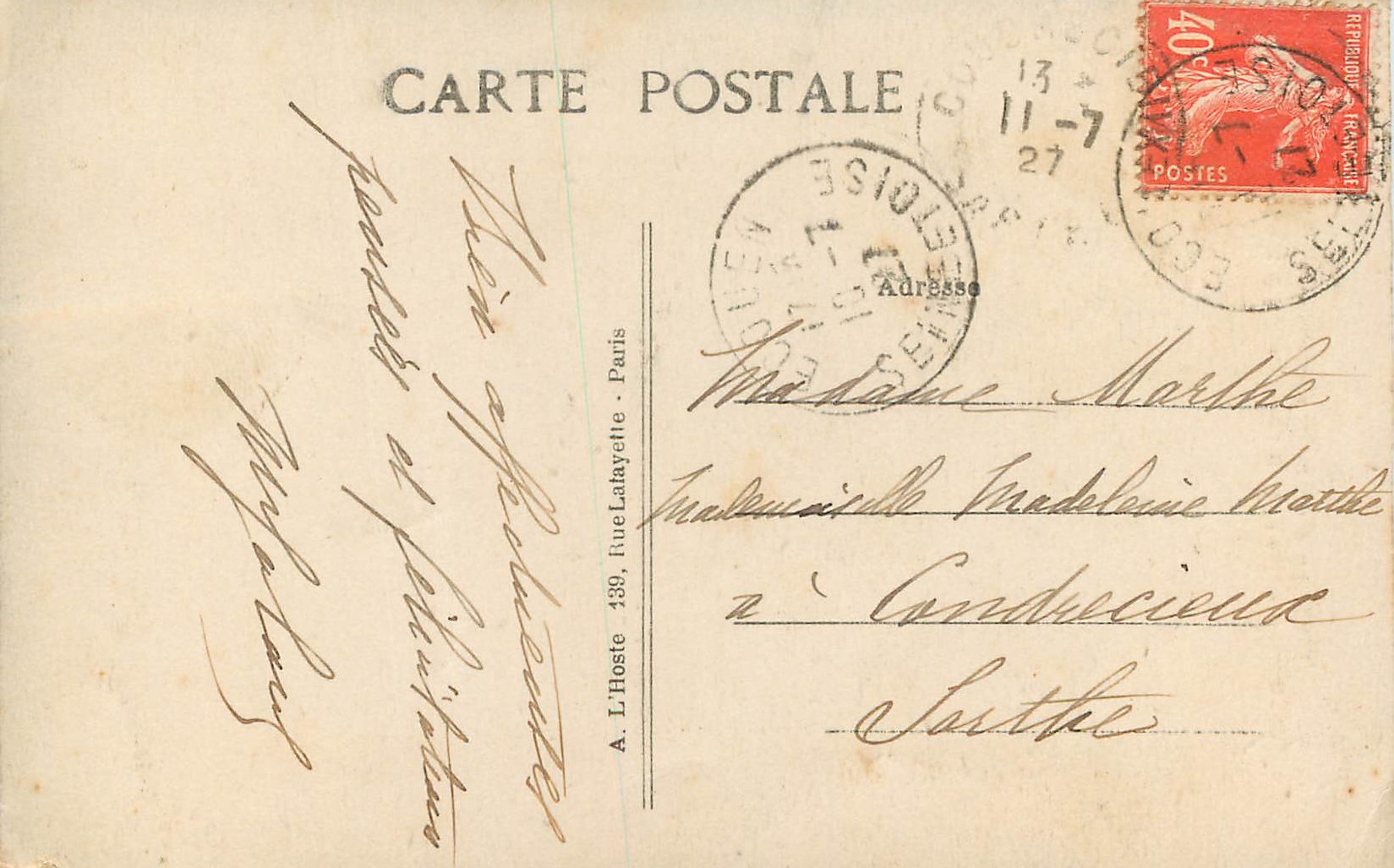 ÉCOUEN (S.-et-O) — Château de la Légion d'Honneur — Les Grandes Colonnes de la Cour d'Honneur — L. II, Paris — Back