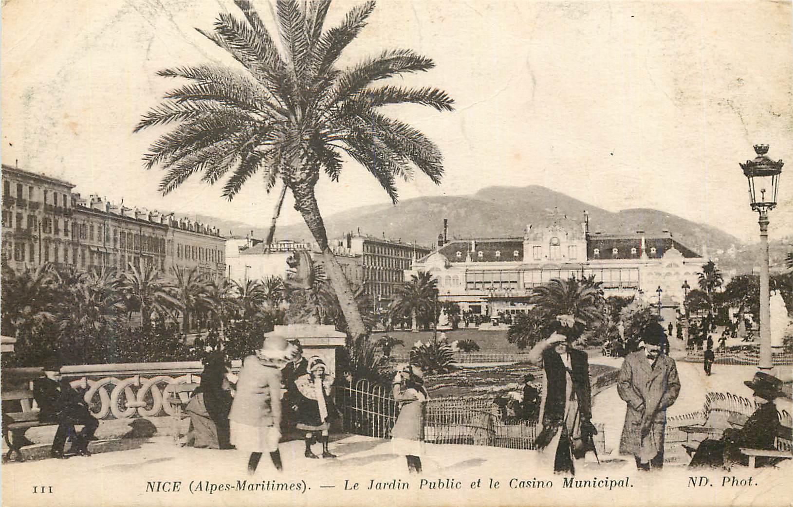 CPA Nice (Alpes Maritimes) Le Jardin Public et le Casino Municipal