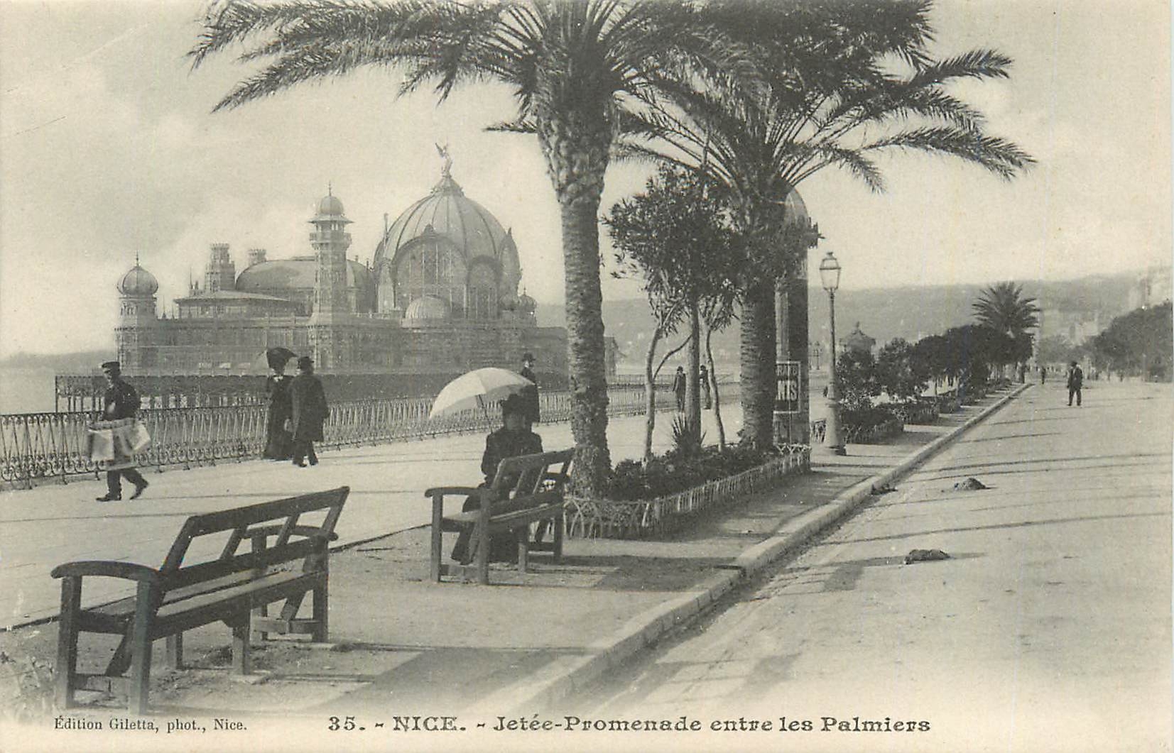 CPA Nice La Jetee Promenade entre les Palmiers