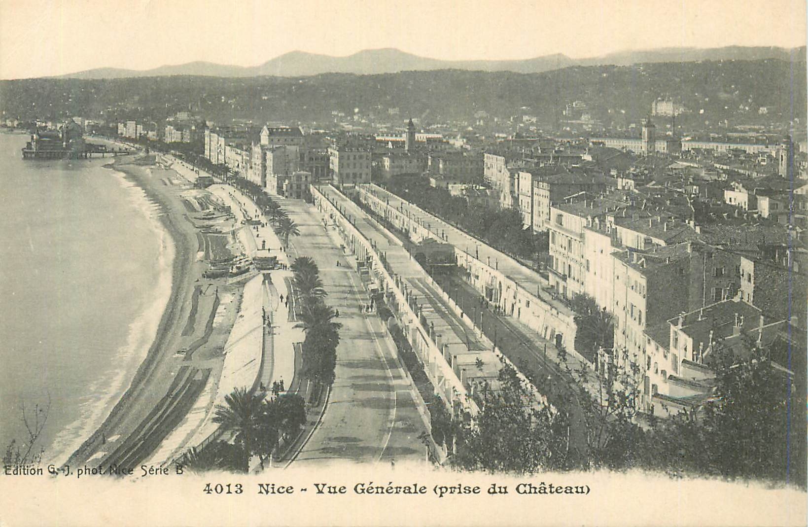 CPA Nice Vue Generale (Prise du Chateau)