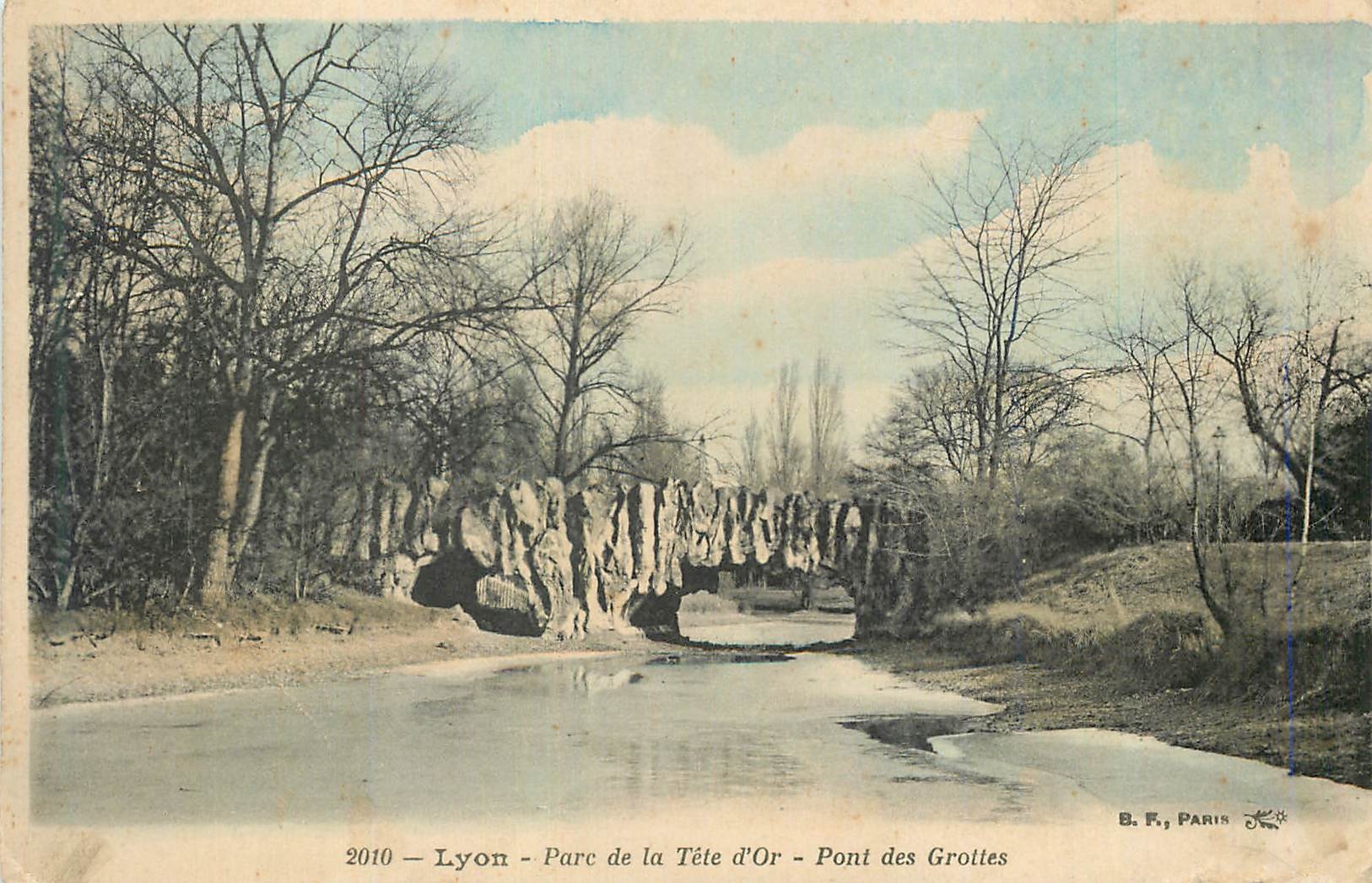 CPA Lyon Parc de la Tete d'Or Pont des Grottes