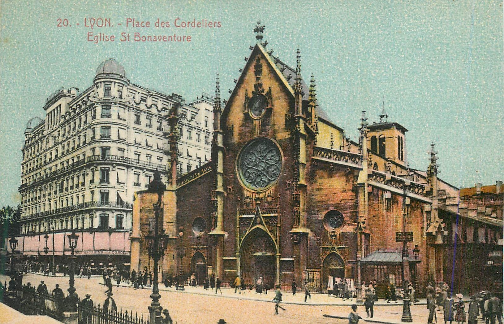 CPA Lyon Place des Cordeliers Eglise St Bonaventure