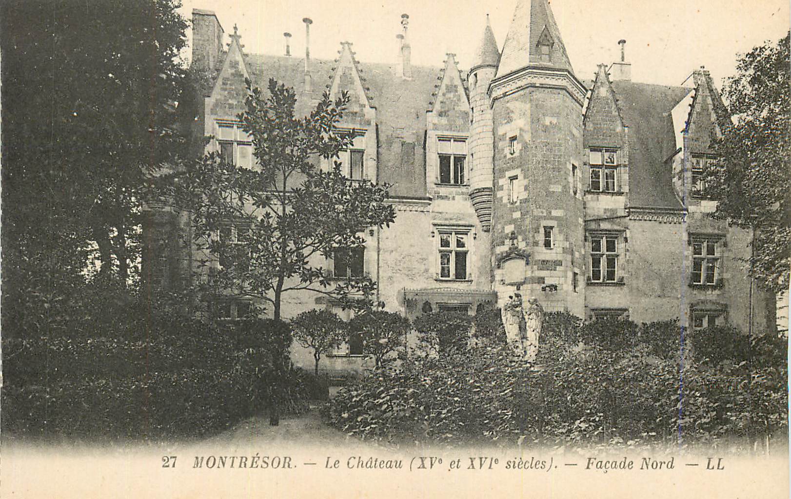 CPA Montresor Le Chateau (XVe et XVIe Siecles) Facade Nord