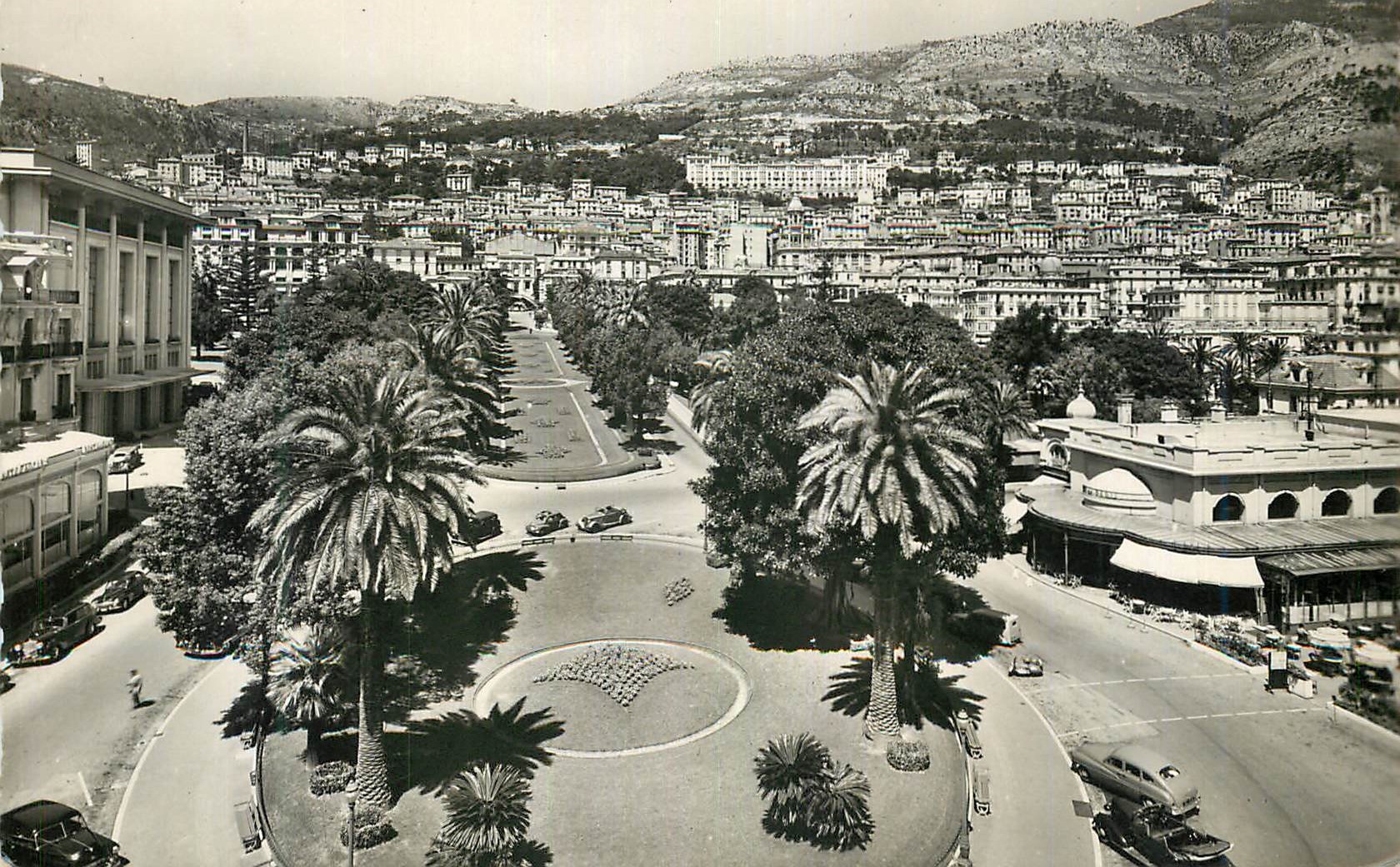 CPM La cote d'Azur Monte Carlo Vue Generale des Jardins Le Sporting et Cafe de Paris