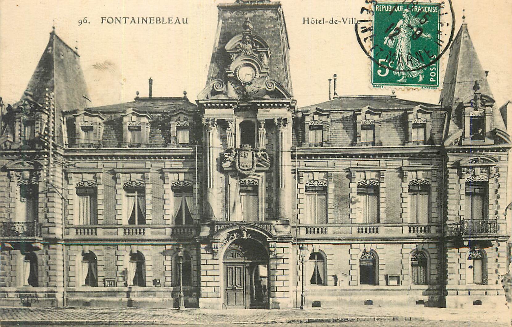 Fontainebleau — Hôtel-de-Ville — éditeur inconnu, n° 96