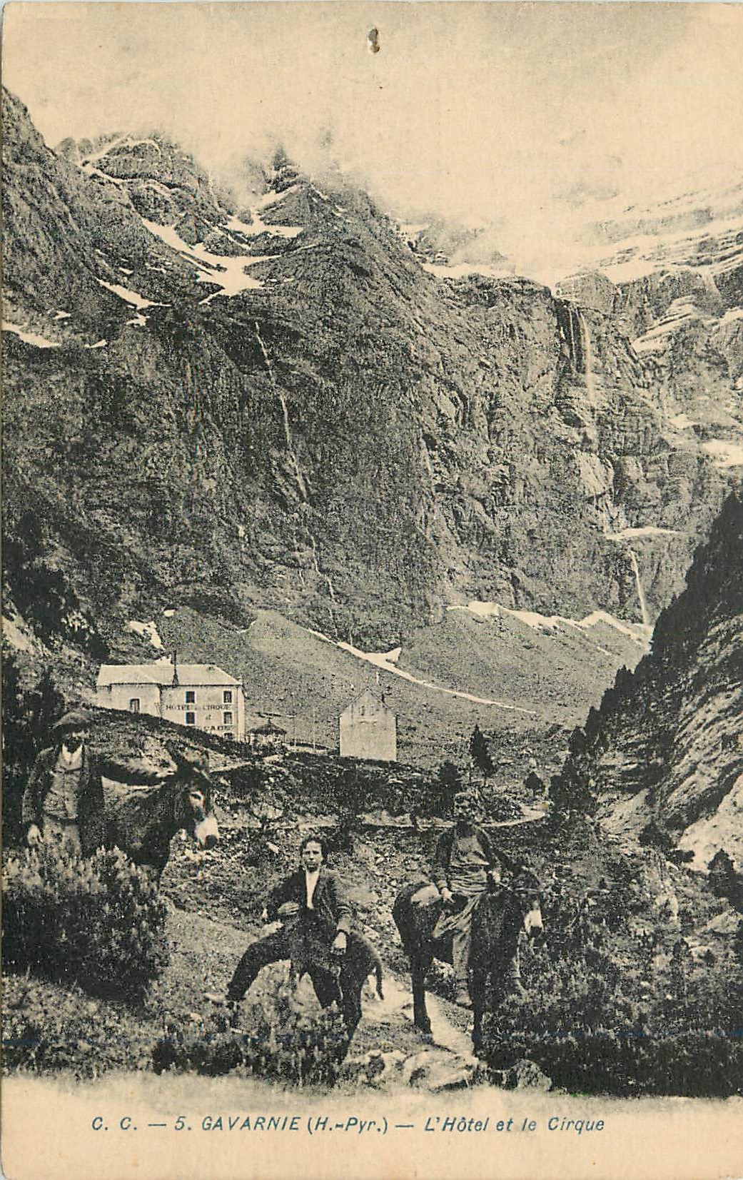 CPA Gavarnie (H Pyr) L'Hotel et le Cirque