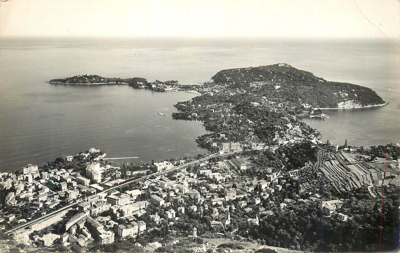 CPM Beaulieu Vue Panoramique sur Beaulieu et cop Ferrat
