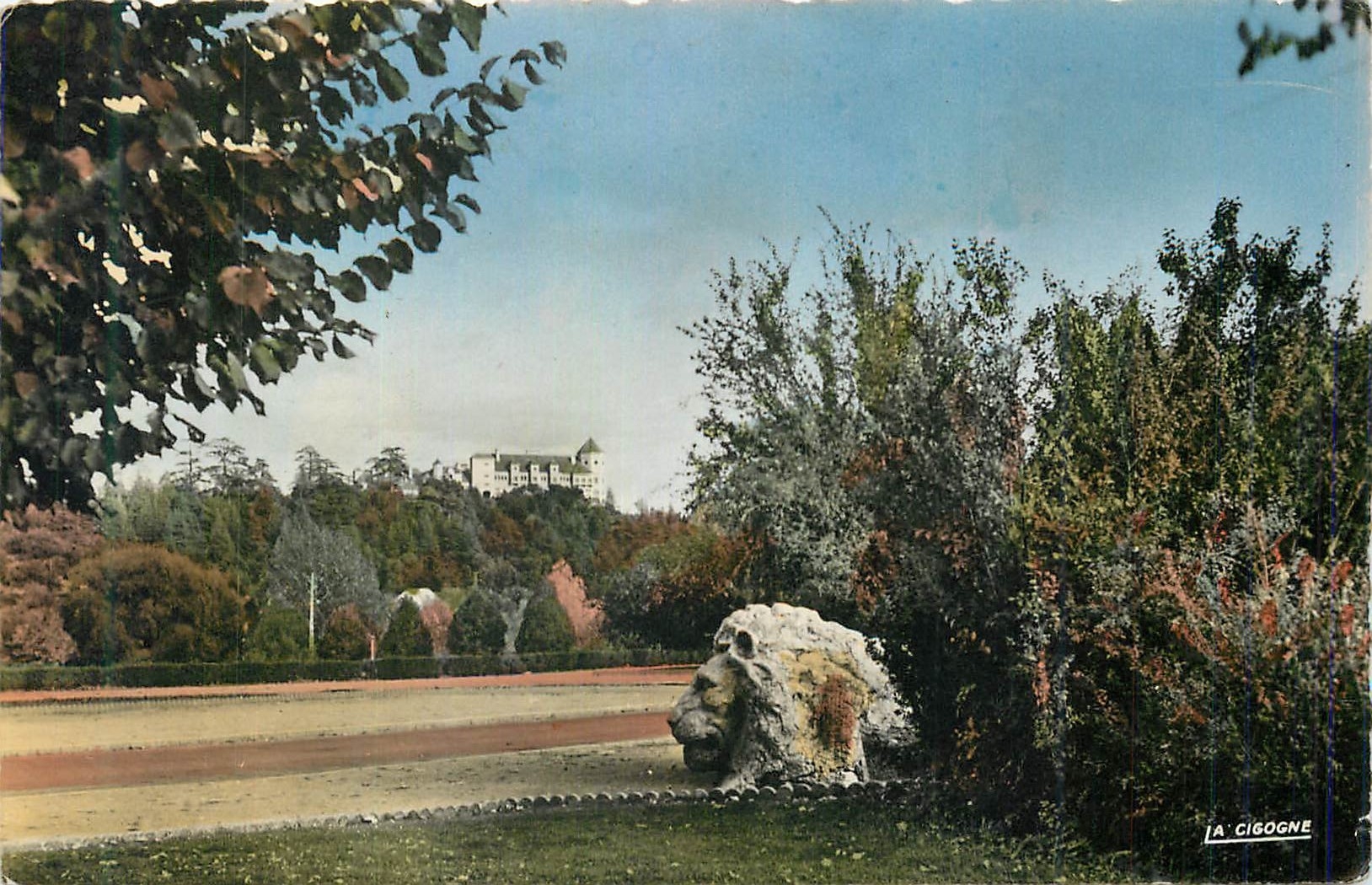 CPM Ifrane Le Palais de sa Majeste Mohamed V et le Lion