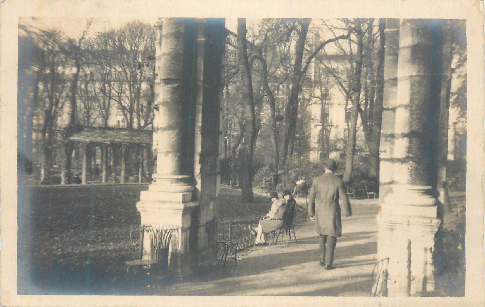 Public garden with colonnades — scene of life — no publisher or number visible