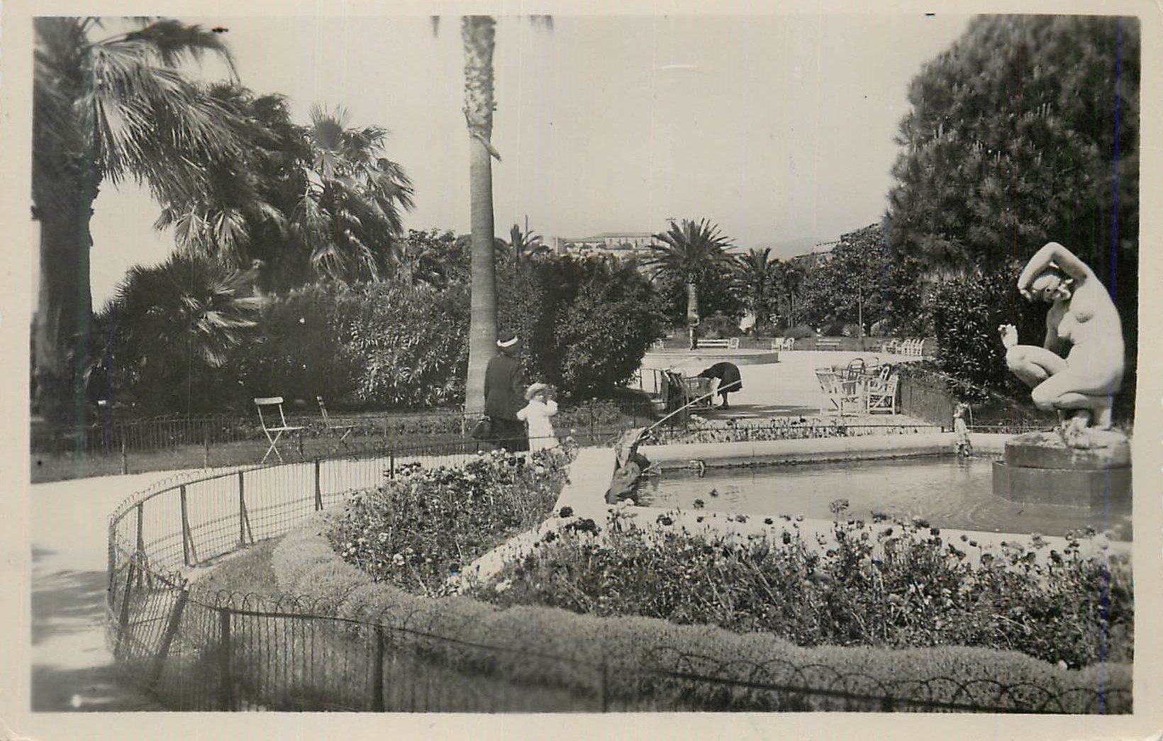 CPM Cannes (A M) Les Jardins de la Croisette