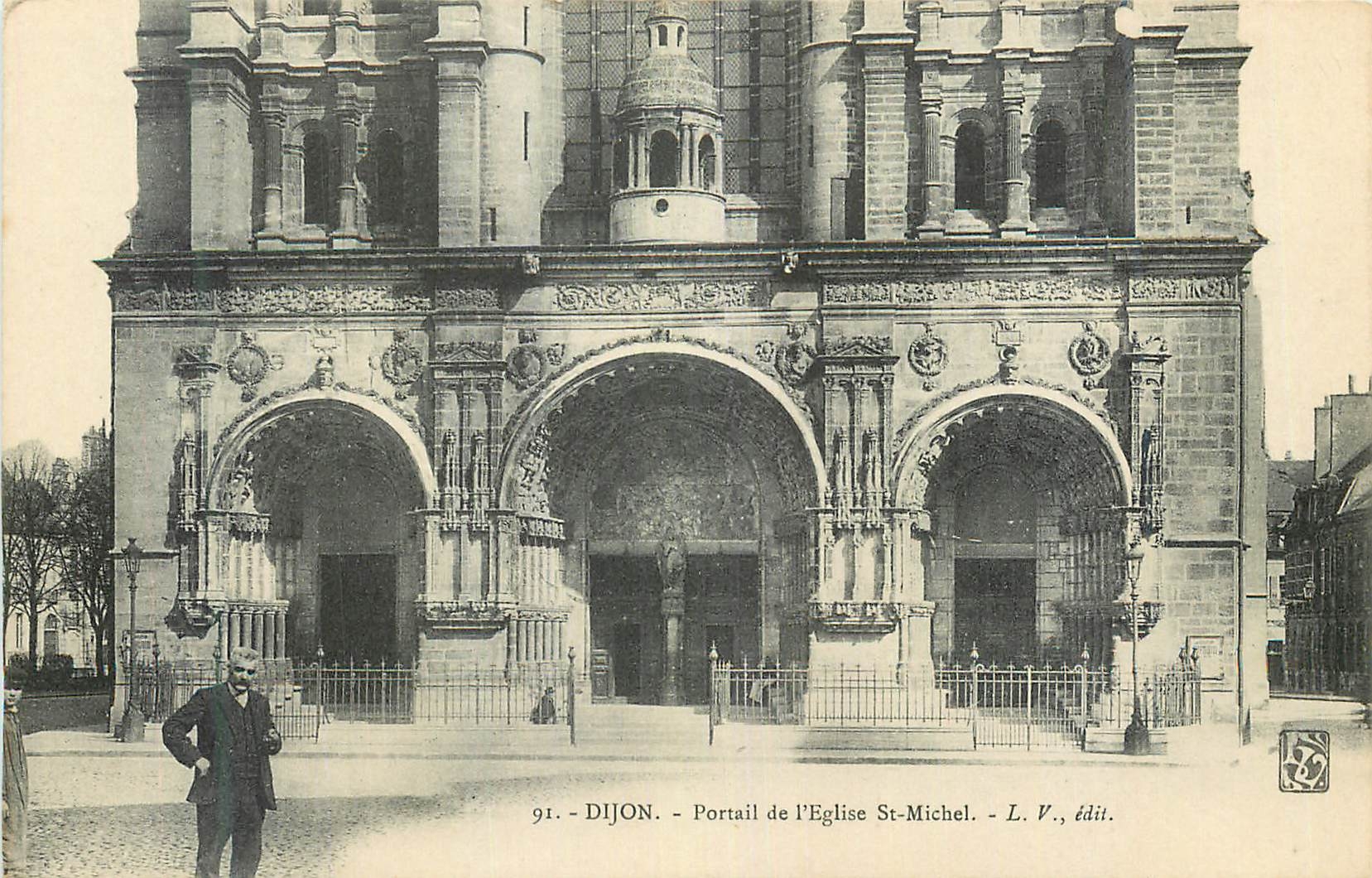 CPA Dijon Portail de l'Eglise St Michel