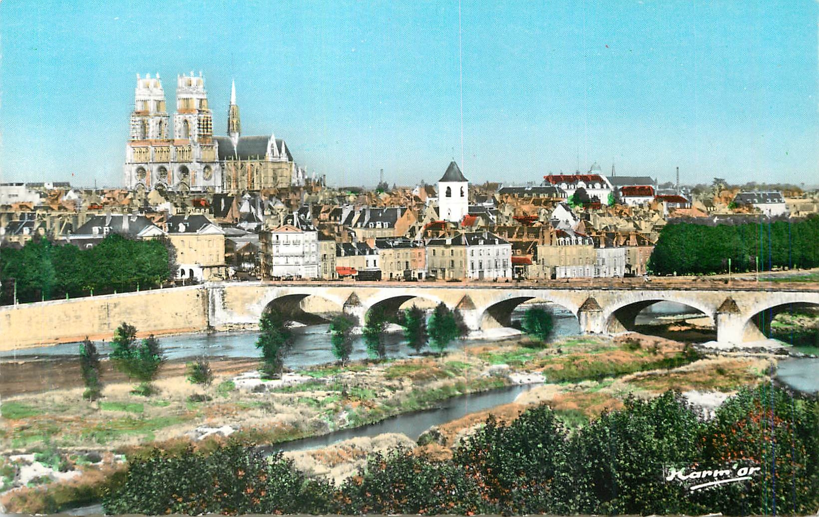 CPM Orleans (Loiret) Vue Generale det la Loire