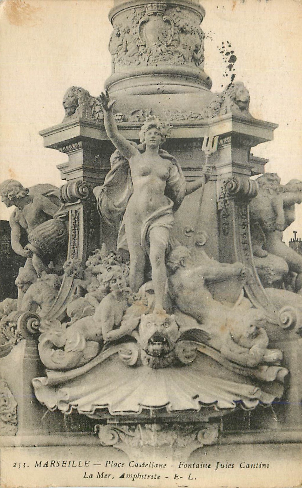 CPA Marseille Place Castellane Fontaine Jules Cantins La Mer Amphitrite