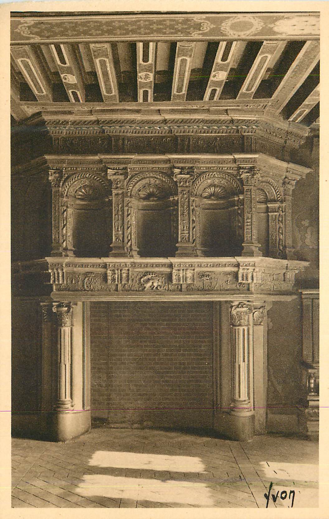 Château de Blois — Cheminée de la Salle d'Honneur — Éditions d'Art YVON