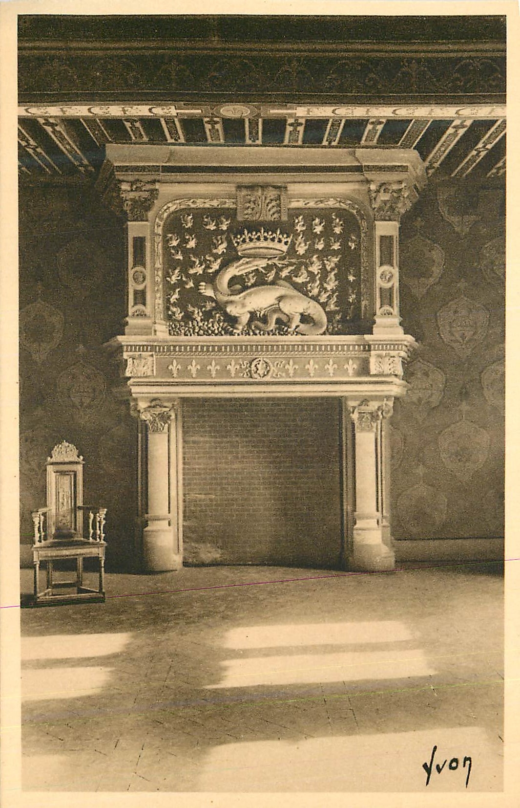 Château de Blois — Cheminée de la Salamandre — Éditions YVON