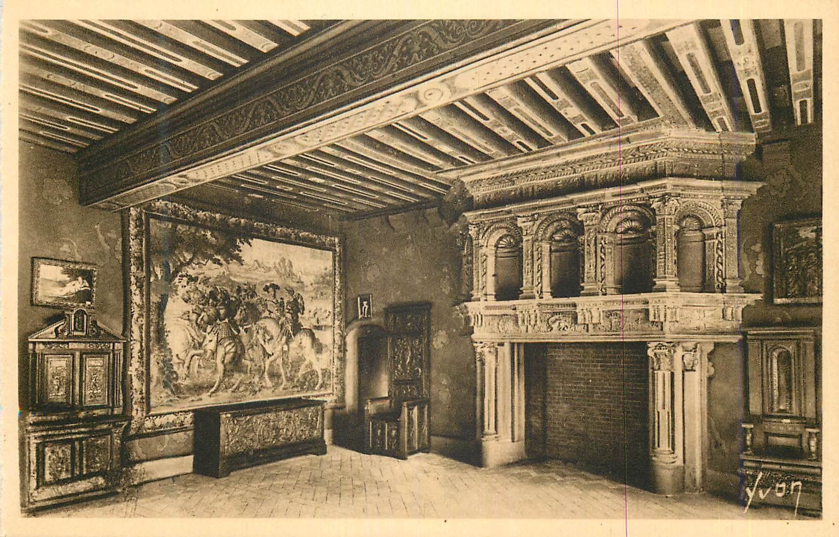 Schloss Blois — Ehrenhalle — Éditions YVON