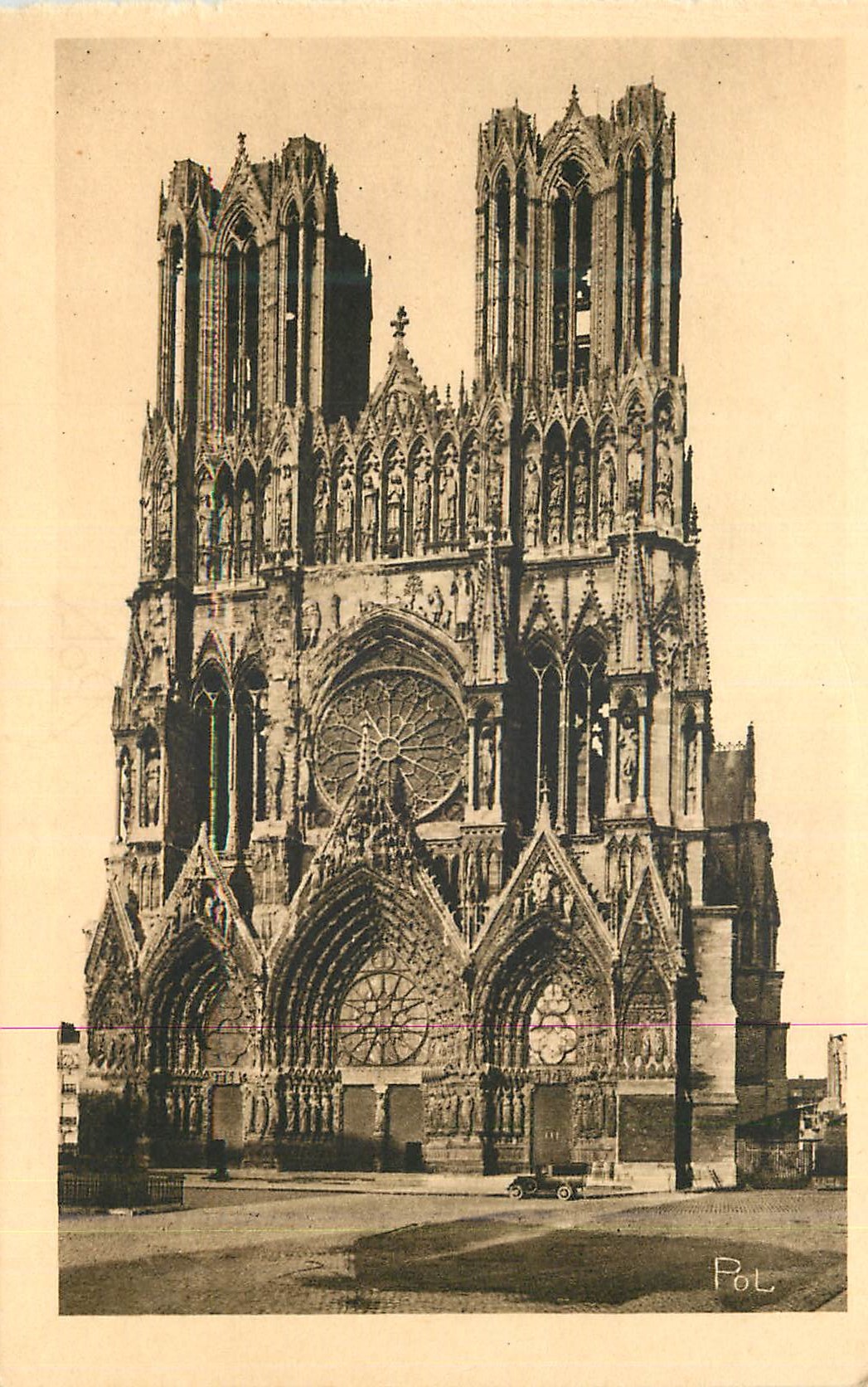 CPA La Ville Renaissante Reims Ville Historique La Cathedrale