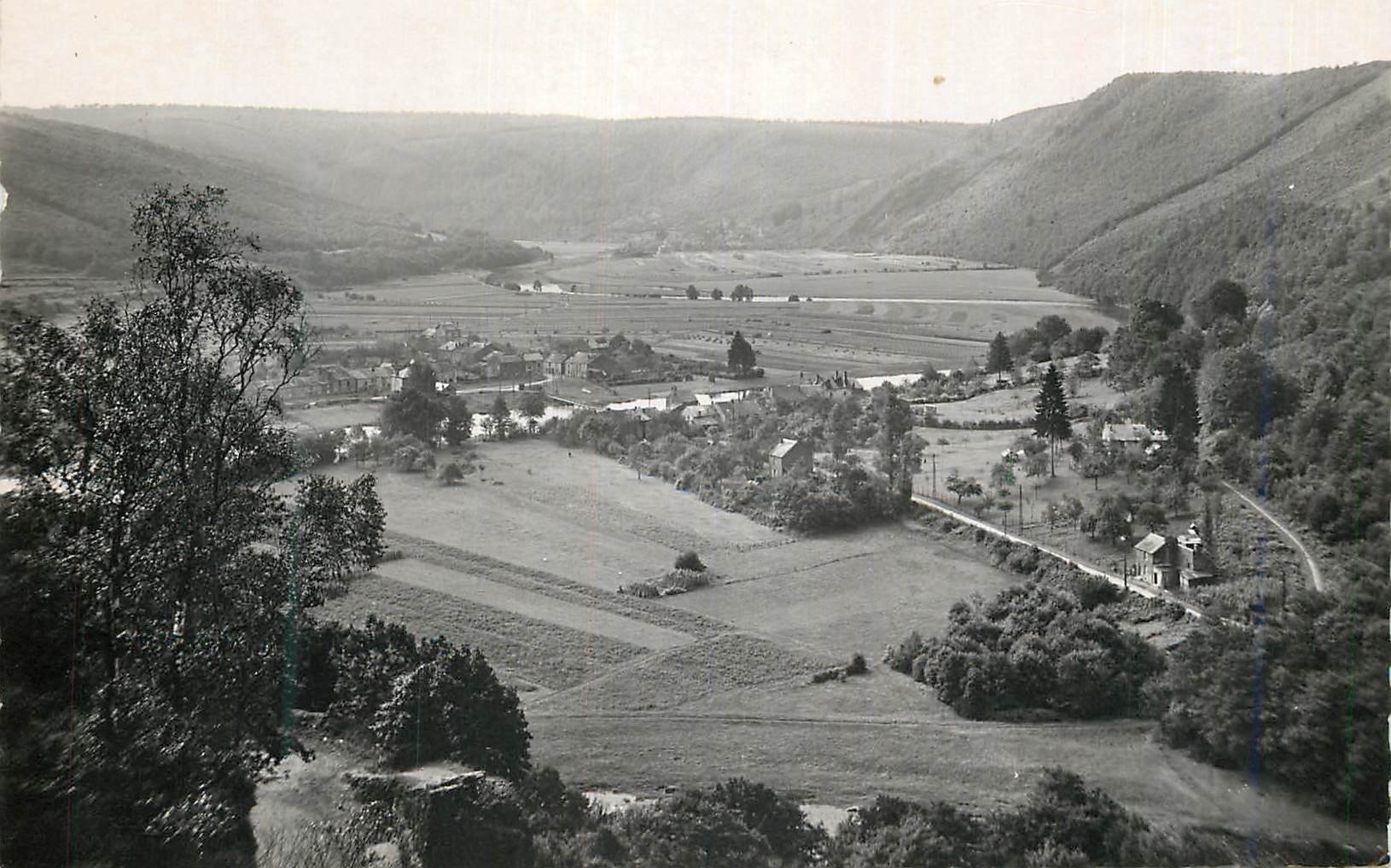 CPM Vallee de la Semoy Panorama sur Tournavaux