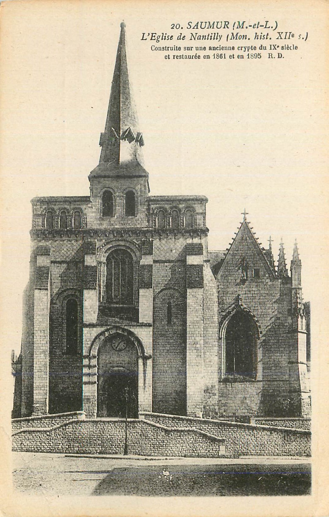 CPA Saumur(M et L) l'Eglise de Nantilly (Mon Hist XIIe s)