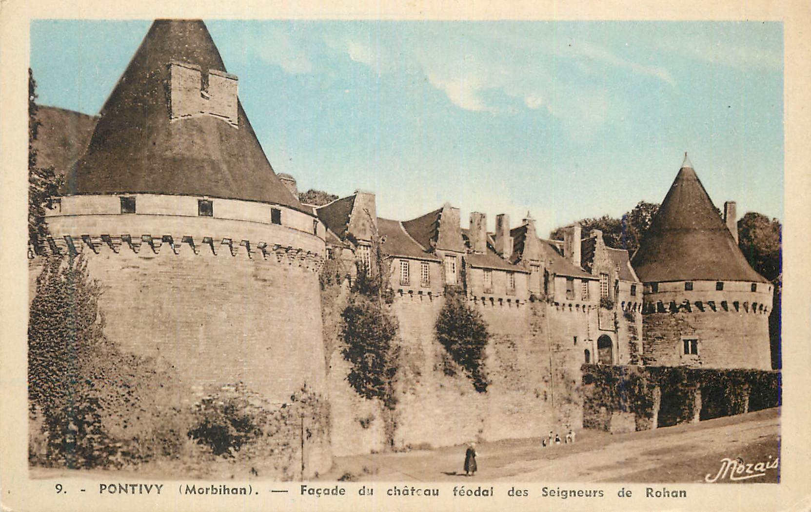 Pontivy (Morbihan) — Façade du château féodal des Seigneurs de Rohan — Mozais
