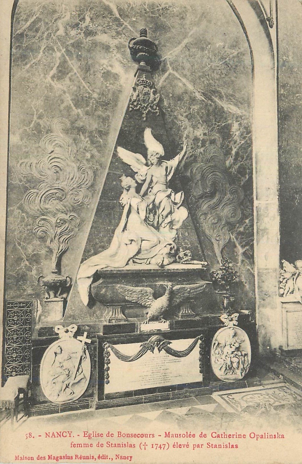 CPA Nancy Eglise de Bousecours Mausolee de Catherine Opalinska Femme de Stanislas