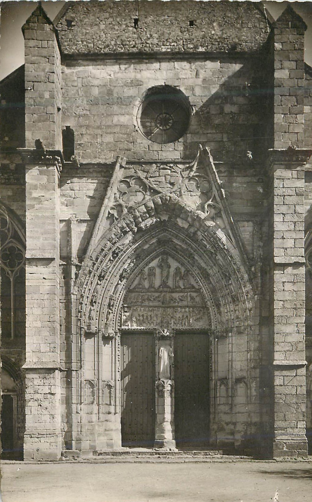 CPM Saint Sulpice de Favieres (S O ) le Portail