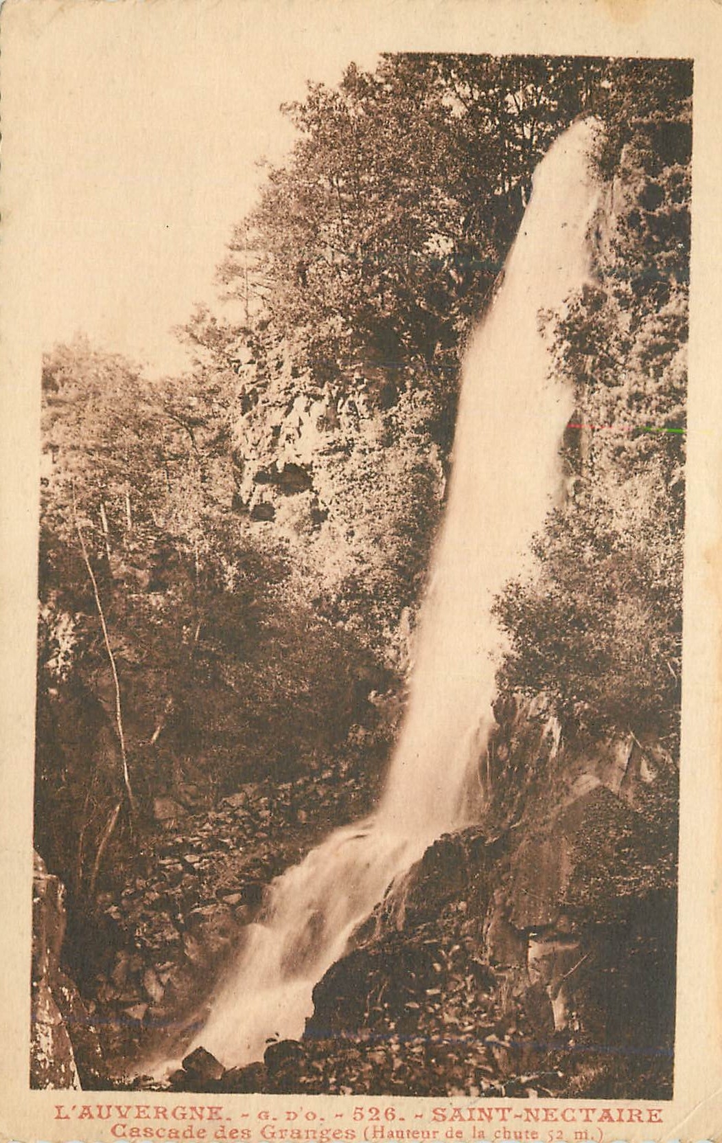 CPA l'Auvergne Saint Nectaire Cascade des Granges