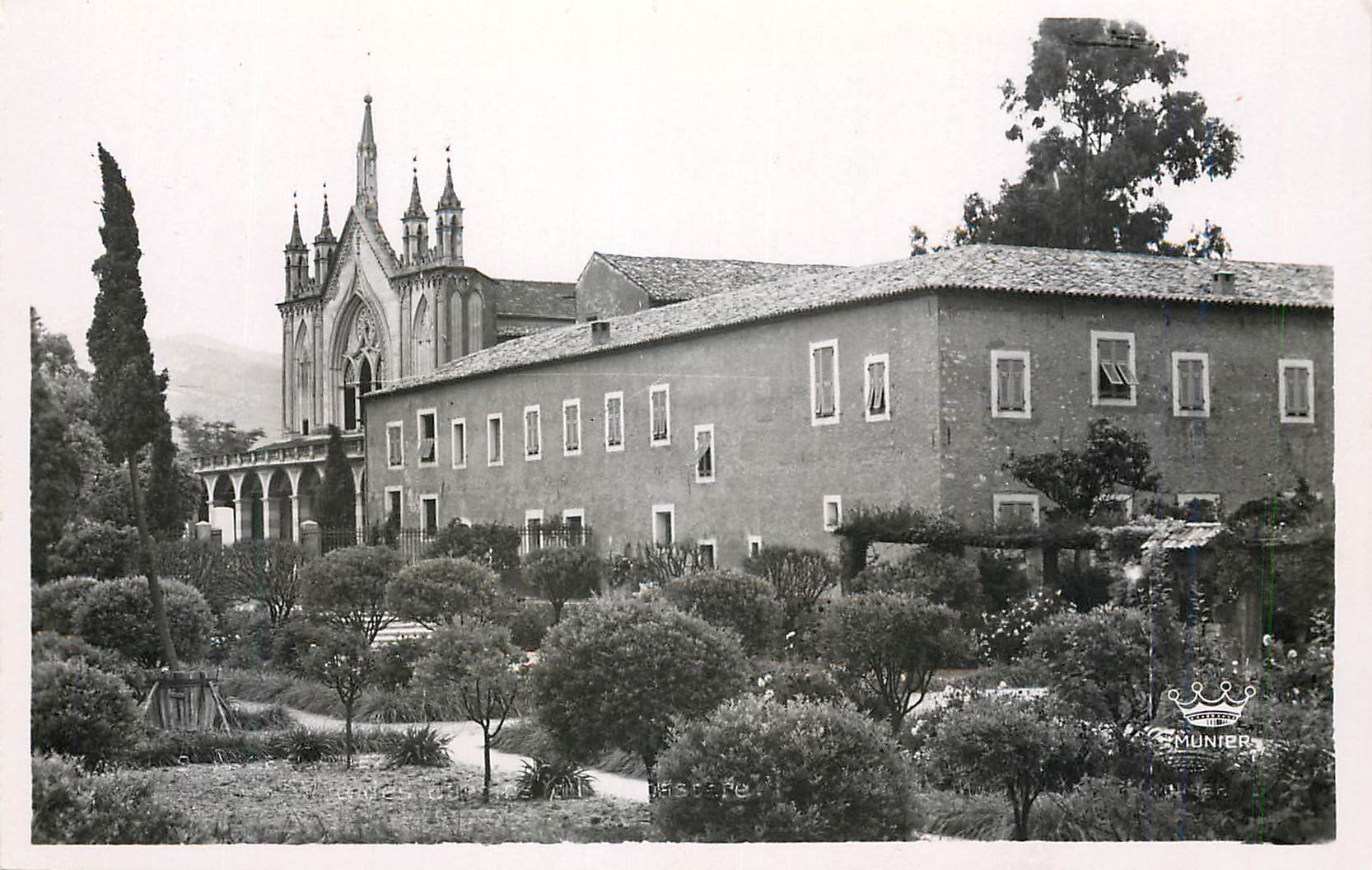 CPM Nice Cimiez Vue des Jardins du Monastere