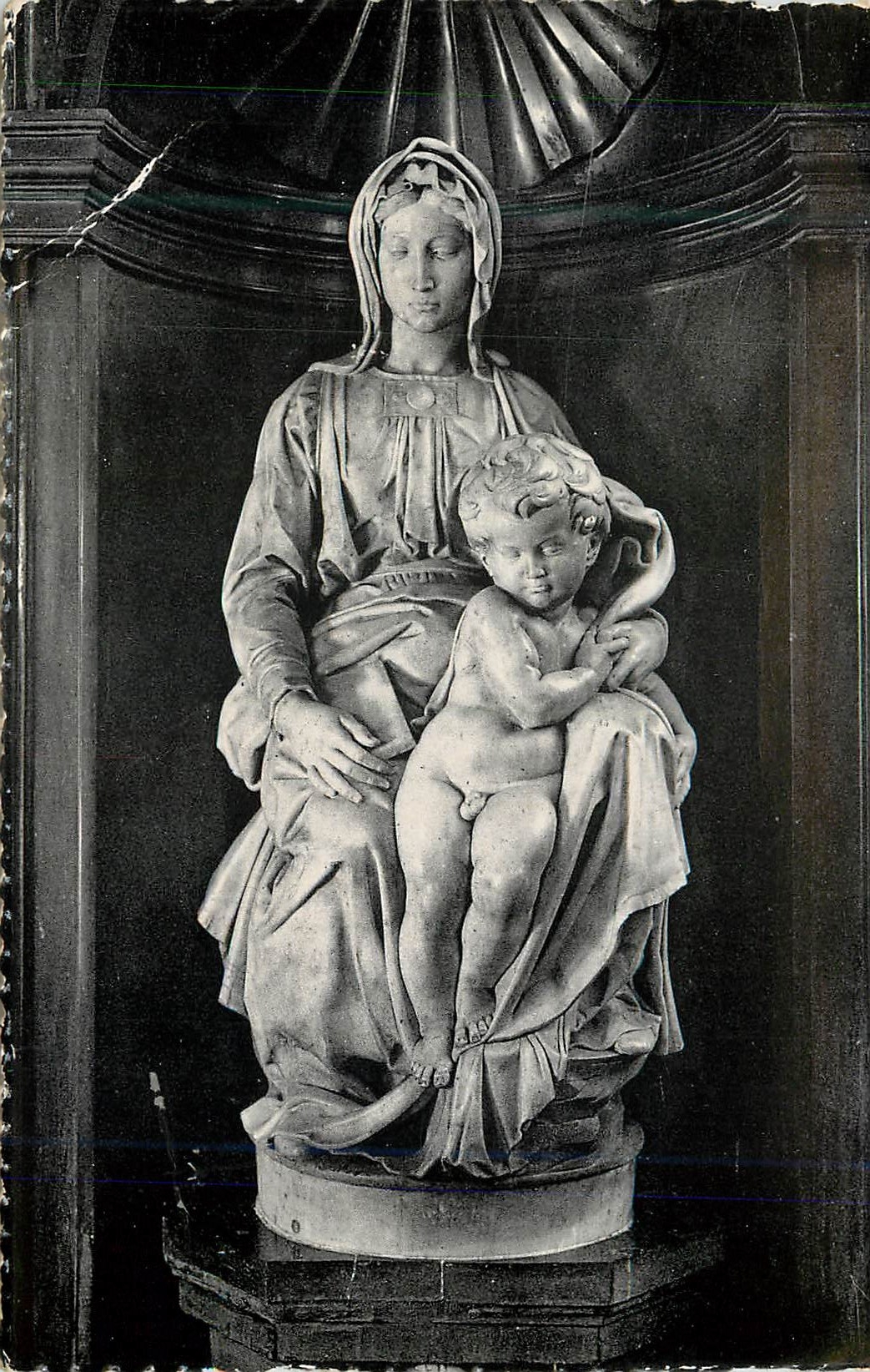 CPM Bruges Eglise Notre Dame la Vierge et l'Enfant(1501)
