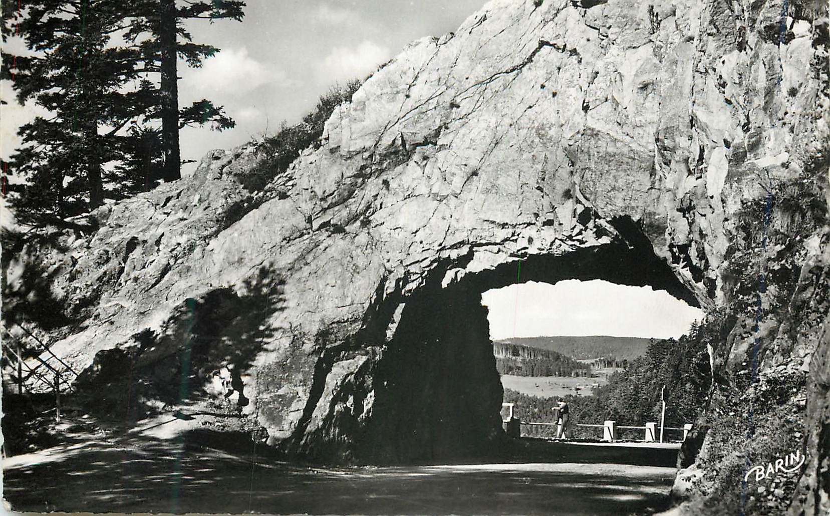 CPM Gerardmer Route de la Schlucht la Roche du Diable