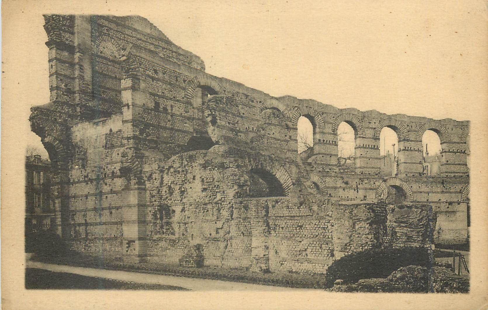 CPA Bordeaux Ruines du Palais Gallien