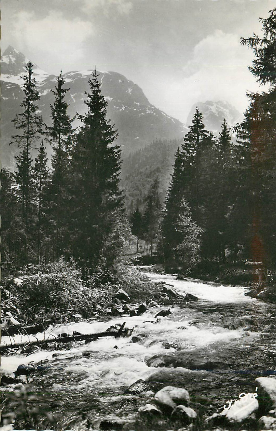 Les Belles Alpes Françaises — Environ de La Ferrière, Le Bréda à Fond-de-France (alt. 1100 m.) — Éditions SPADEM
