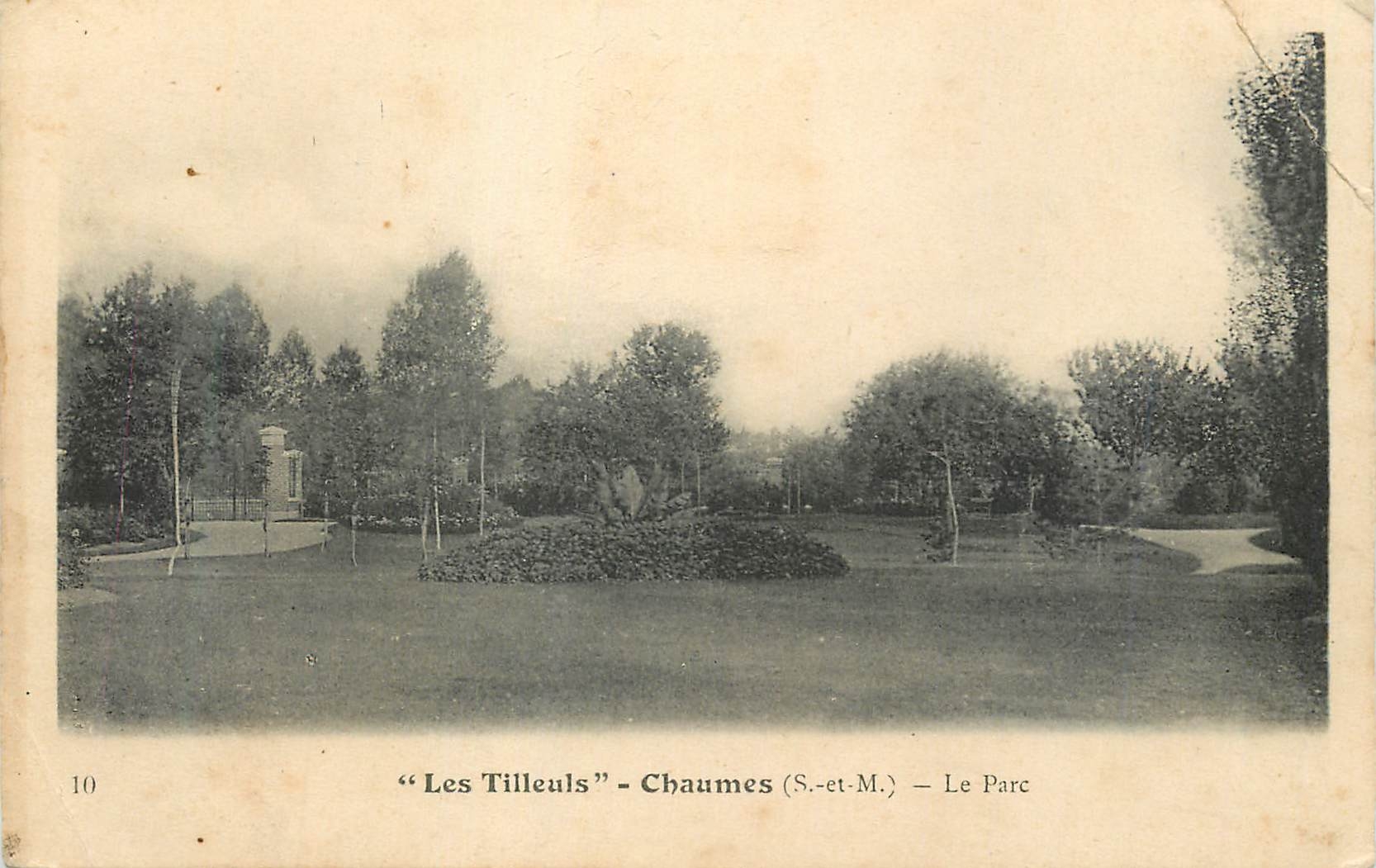 CPA les Tilleuls Chaumes (S et M) le Parc