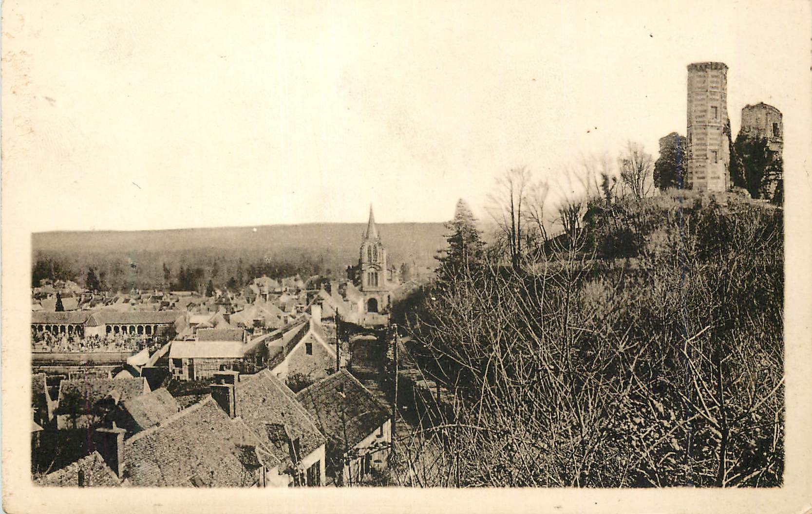 Montfort-l'Amaury — Vue générale — Éditeur Loreiller, Montfort-l'Amaury