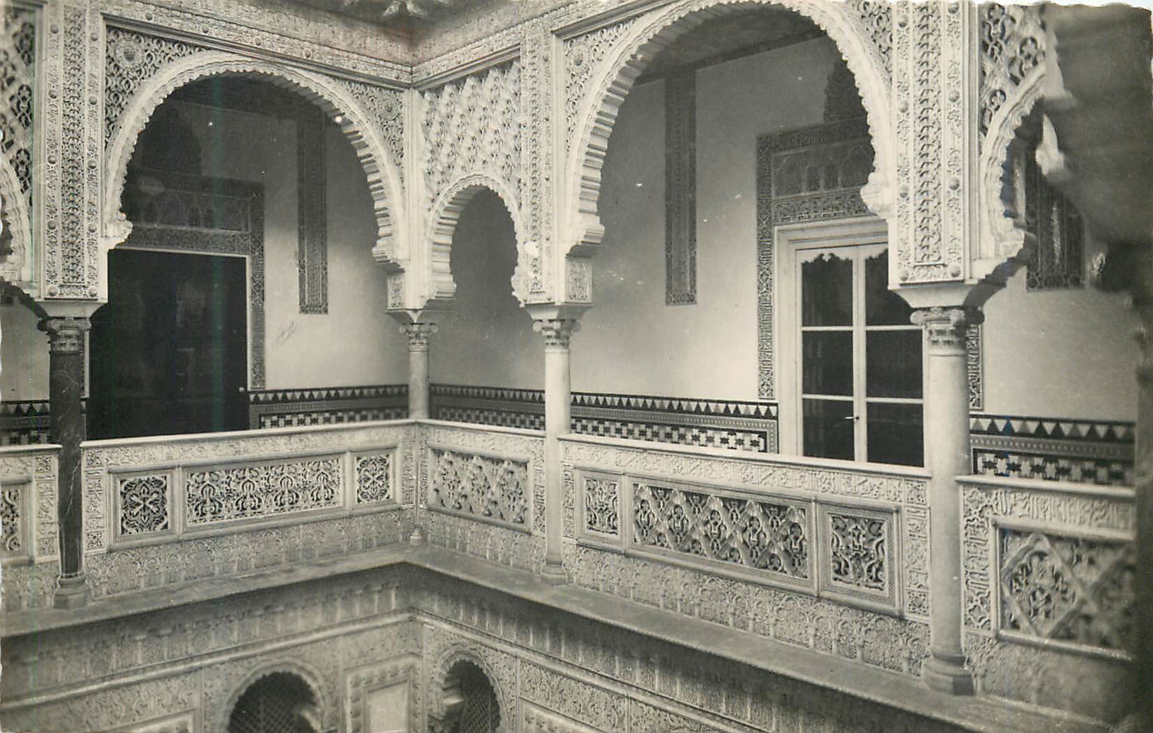 CPM Sevilla Reales Alcazares Patio de las Munecas Galeria