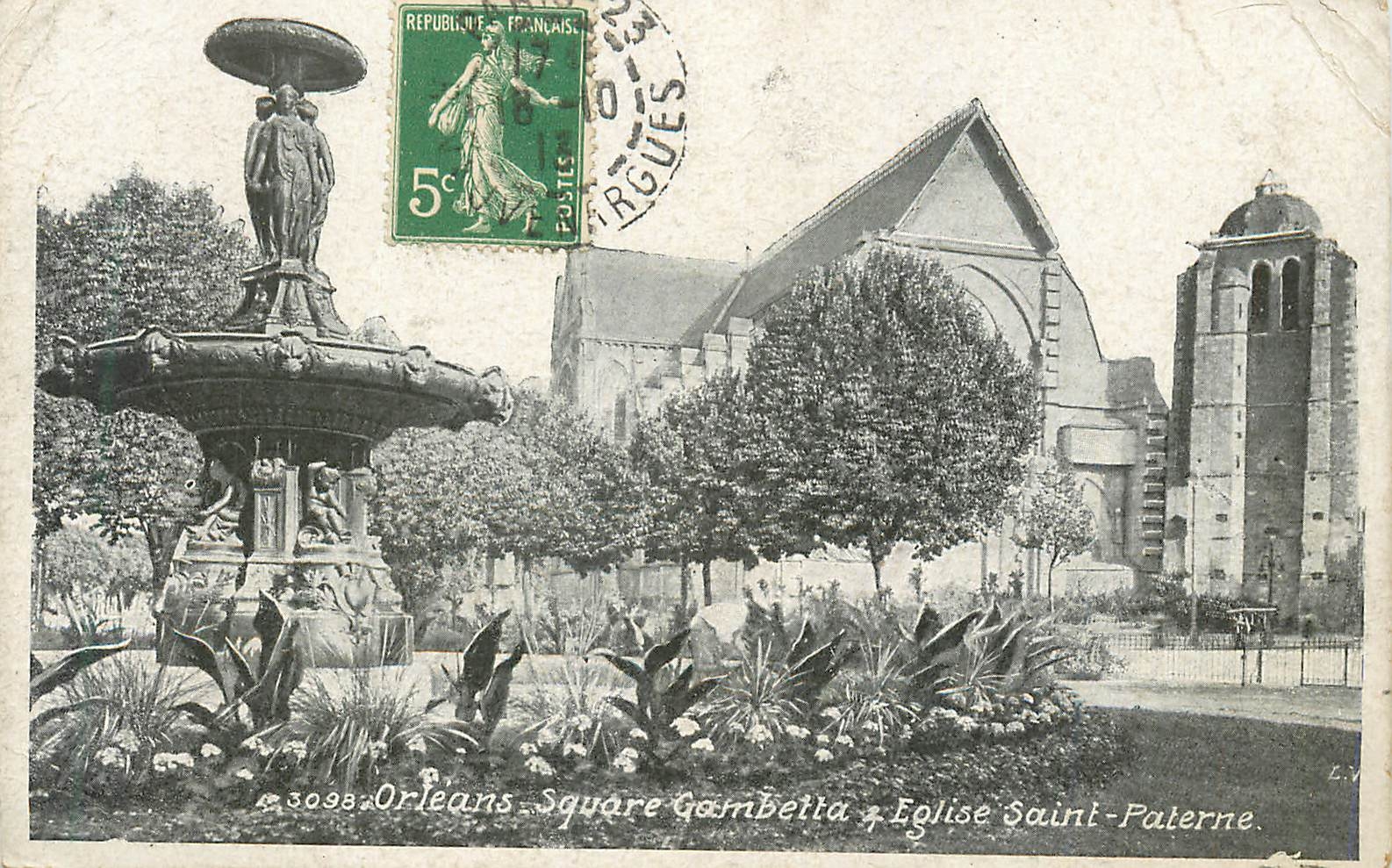 CPA Orleans Square Gambetta Eglise Saint Paterne