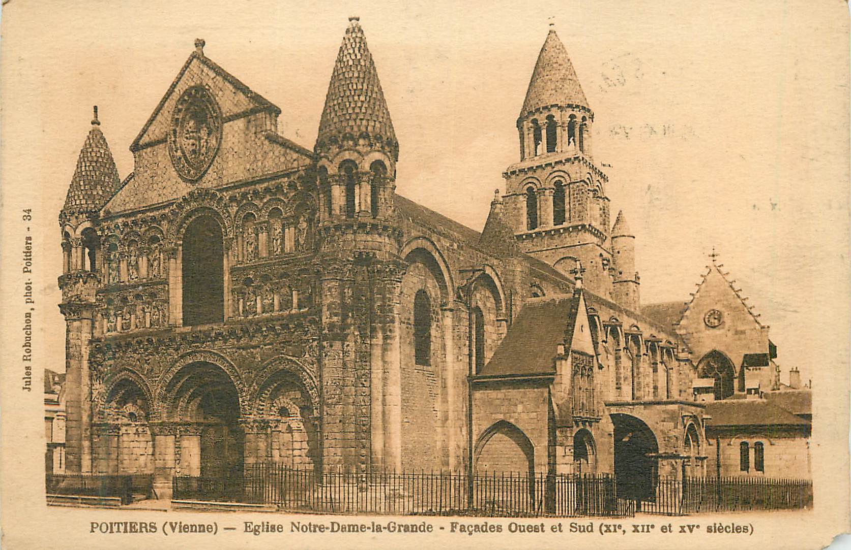 Poitiers (Vienne) — Kirche Notre-Dame-la-Grande — West- und Südfassade (11. bis 15. Jahrhundert) — Jules Robnchon, phot. Poitiers - 34