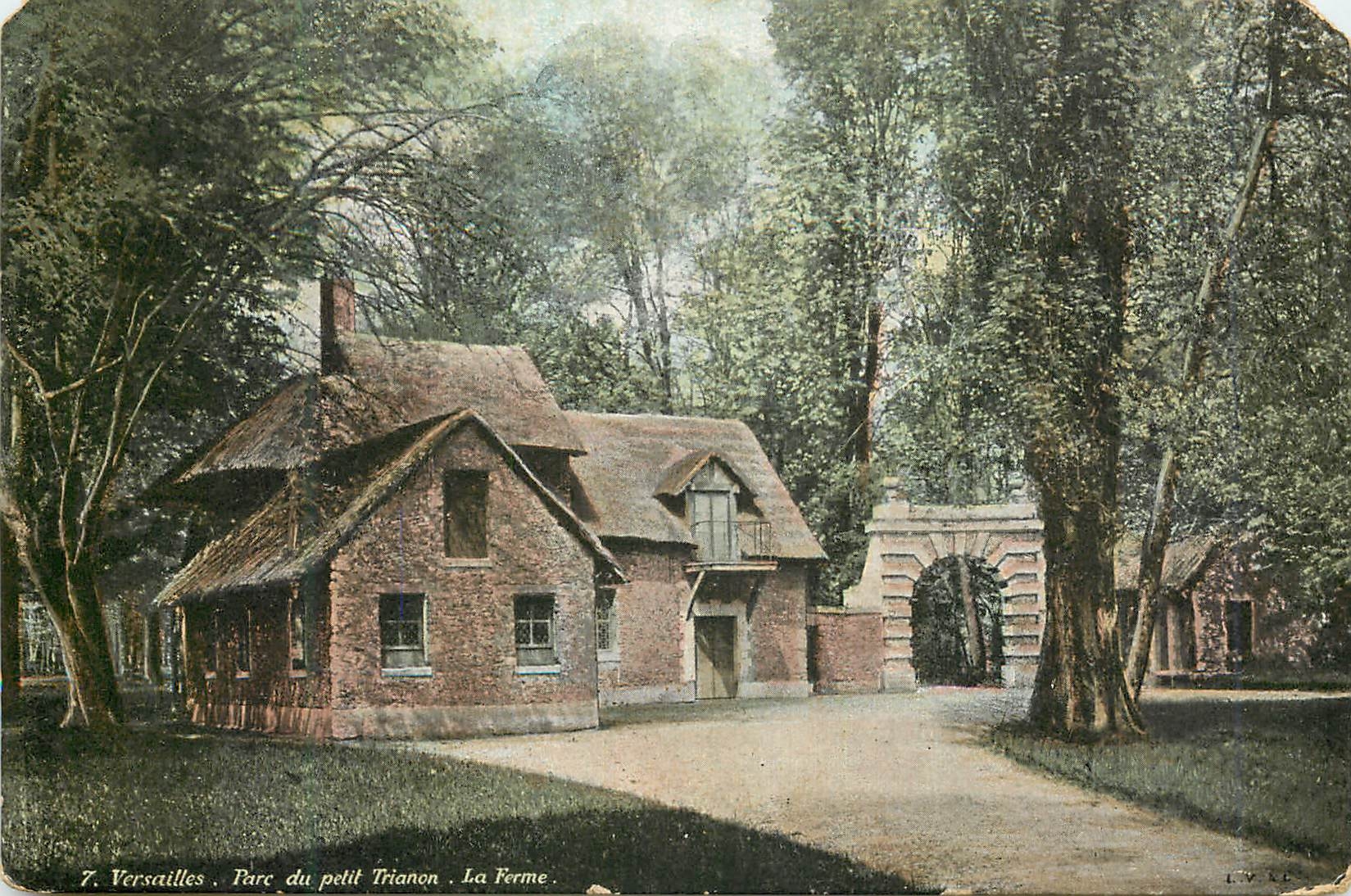 CPA Versailles Parc du Petit Trianon La Ferme
