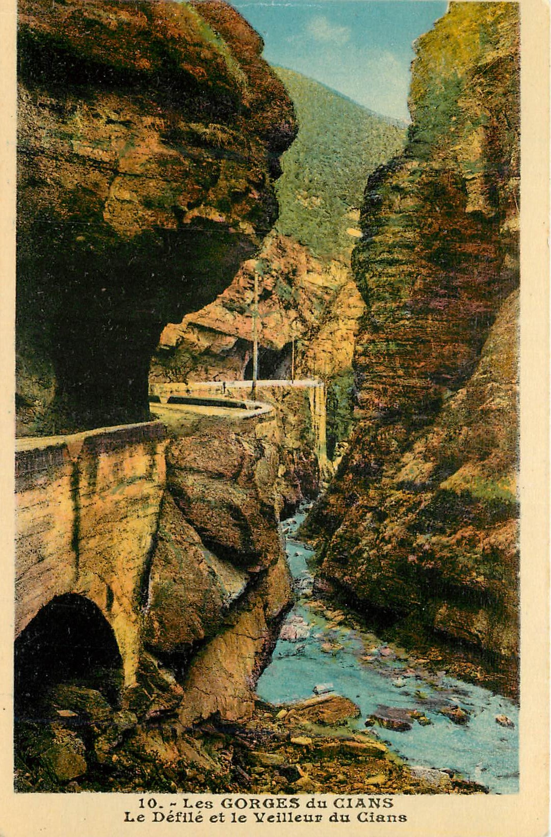 CPA Les Gorges du Cians Le Defile et le Veilleur du Cians