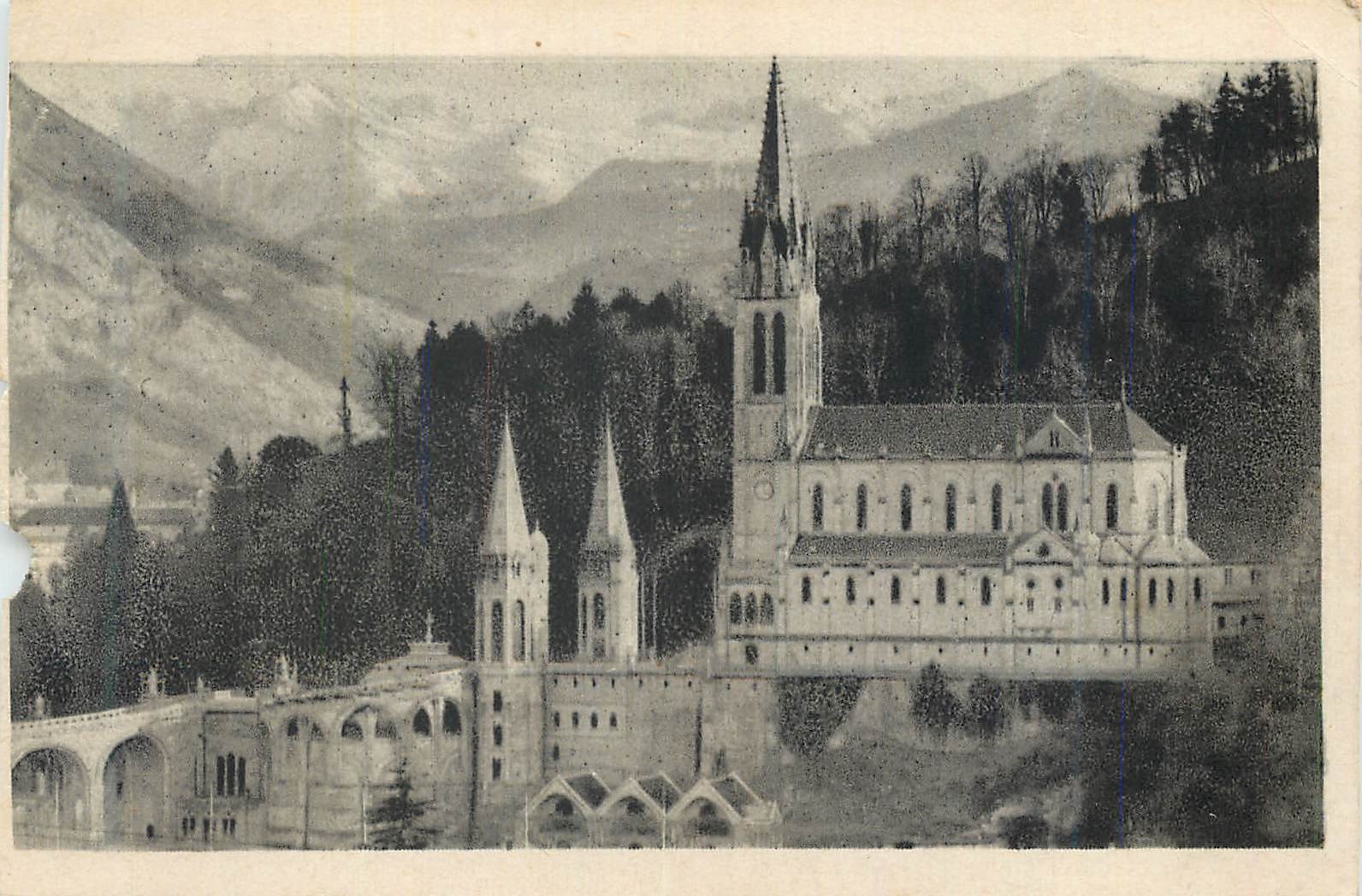 CPA Lourdes La Basilique et le Pic du Jer PD
