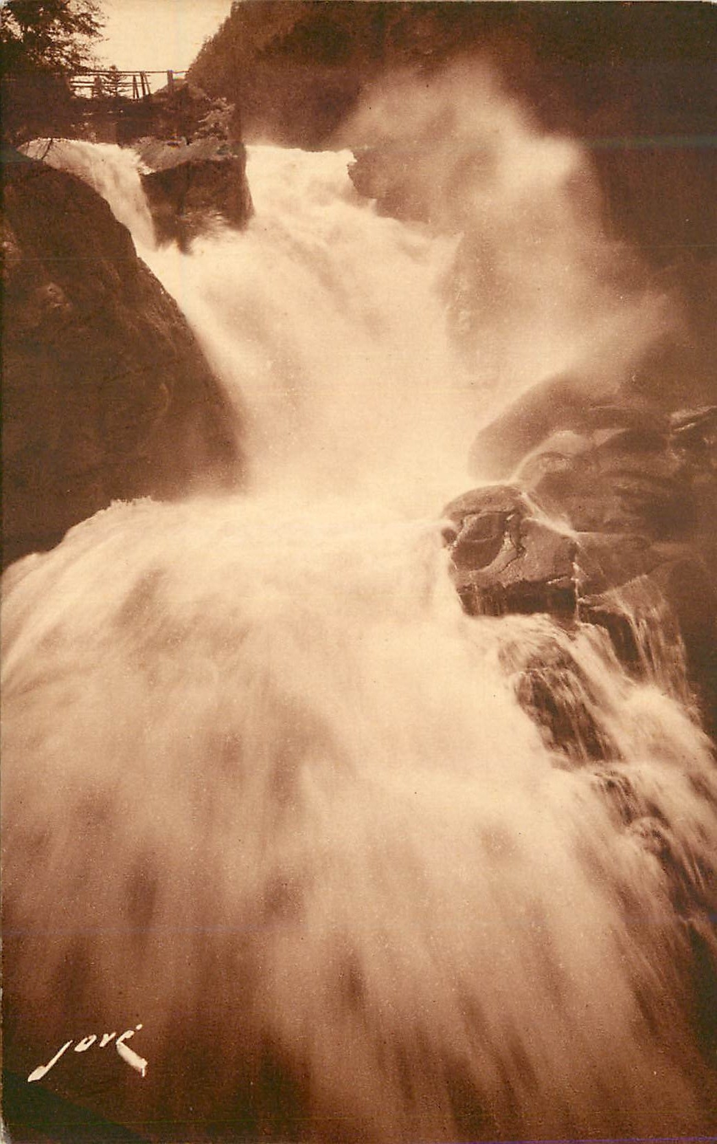 Cascade du Cerisey — Cauterets (H.-P.) — Édition Jove, Pau (B.-P.)