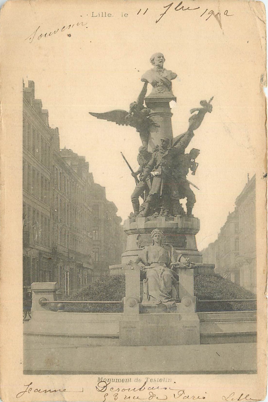 Testelin Monument — Lille — Joanne Desombauri, 3 rue de Paris
