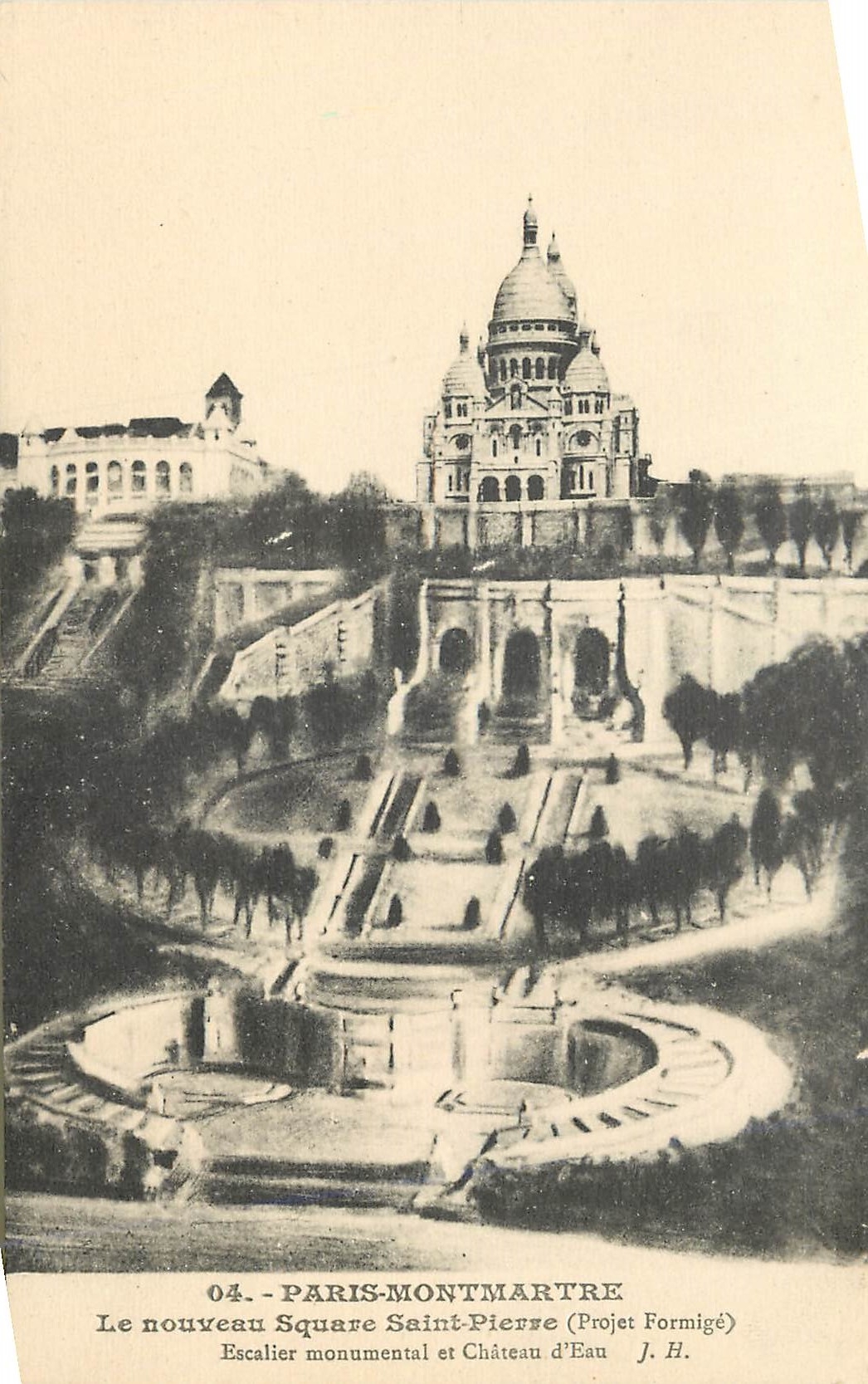 CPA Paris Montmartre le Nouveau Square Saint Pierre (Projet Formige) Escalier Monumental et Chateau d'Eau