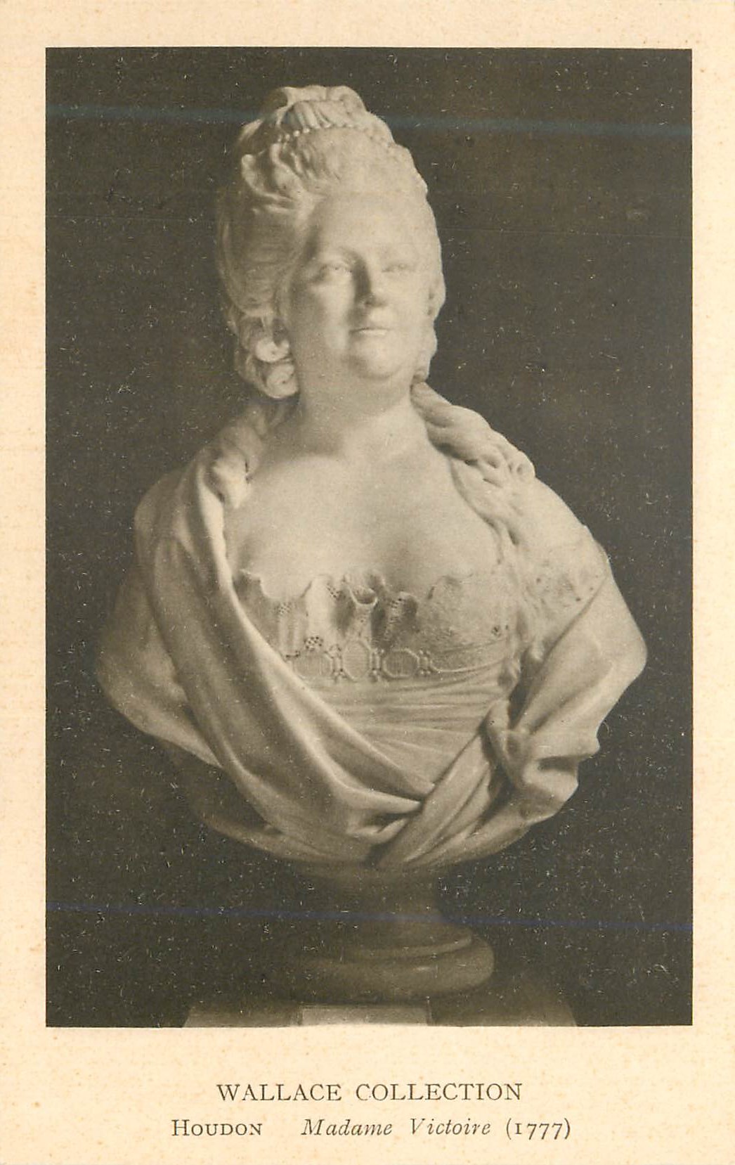 CPA Wallace Collection Houdon Madame Victoire (1777)