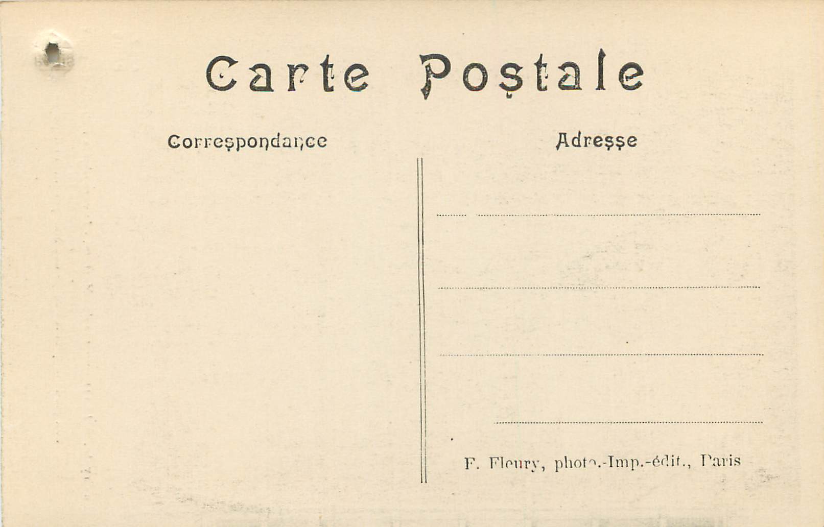 CPA Paris La Crypte Les Ossements des Martyrs Divers Objets Extraits du Puits des Martyrs — Rückseite