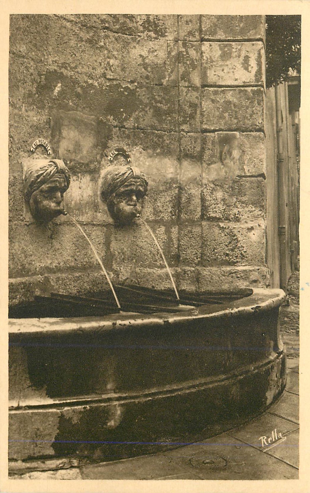 CPA Aix en Provence La Fontaine d'Argent